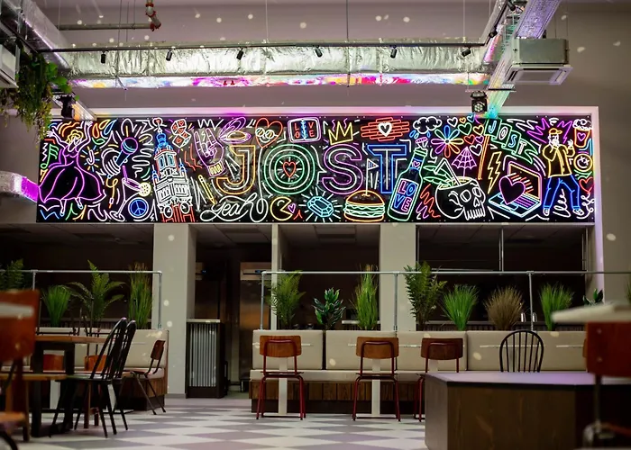 Jost Centre 酒店 3*