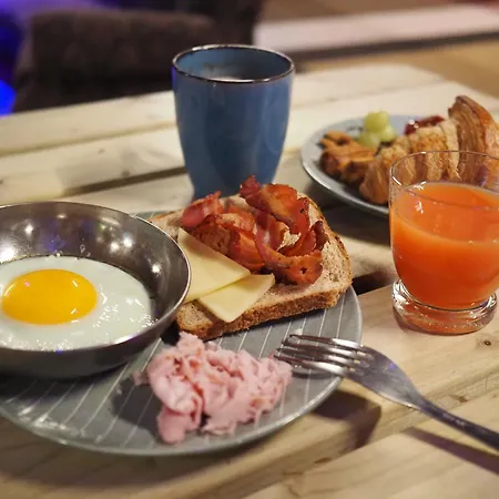 酒店 Jost Centre 3*