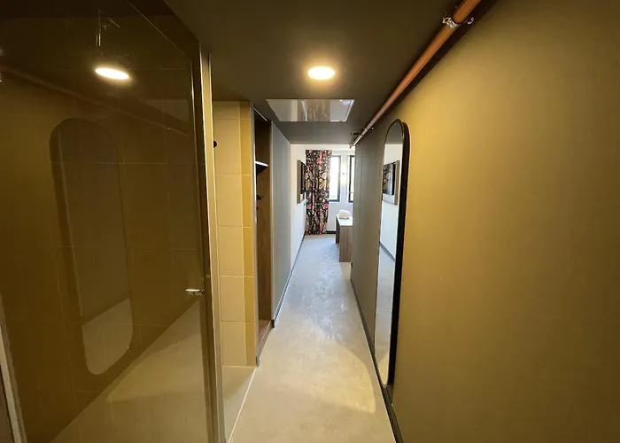 Hotel Jost Centre 3*